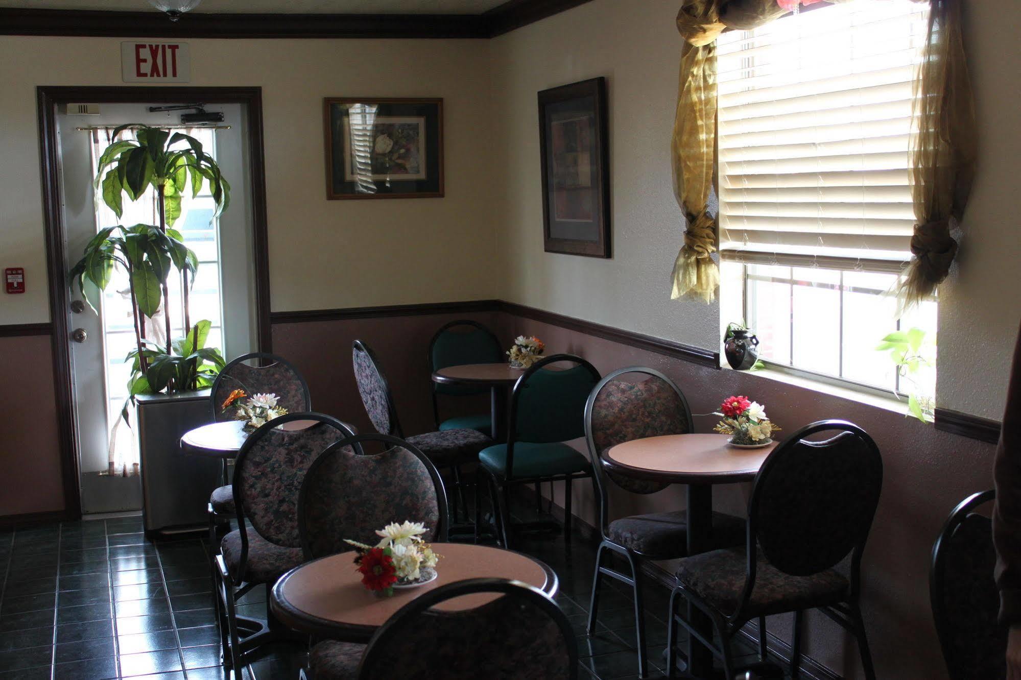 Regency Inn יוריקה ספרינגס מראה חיצוני תמונה