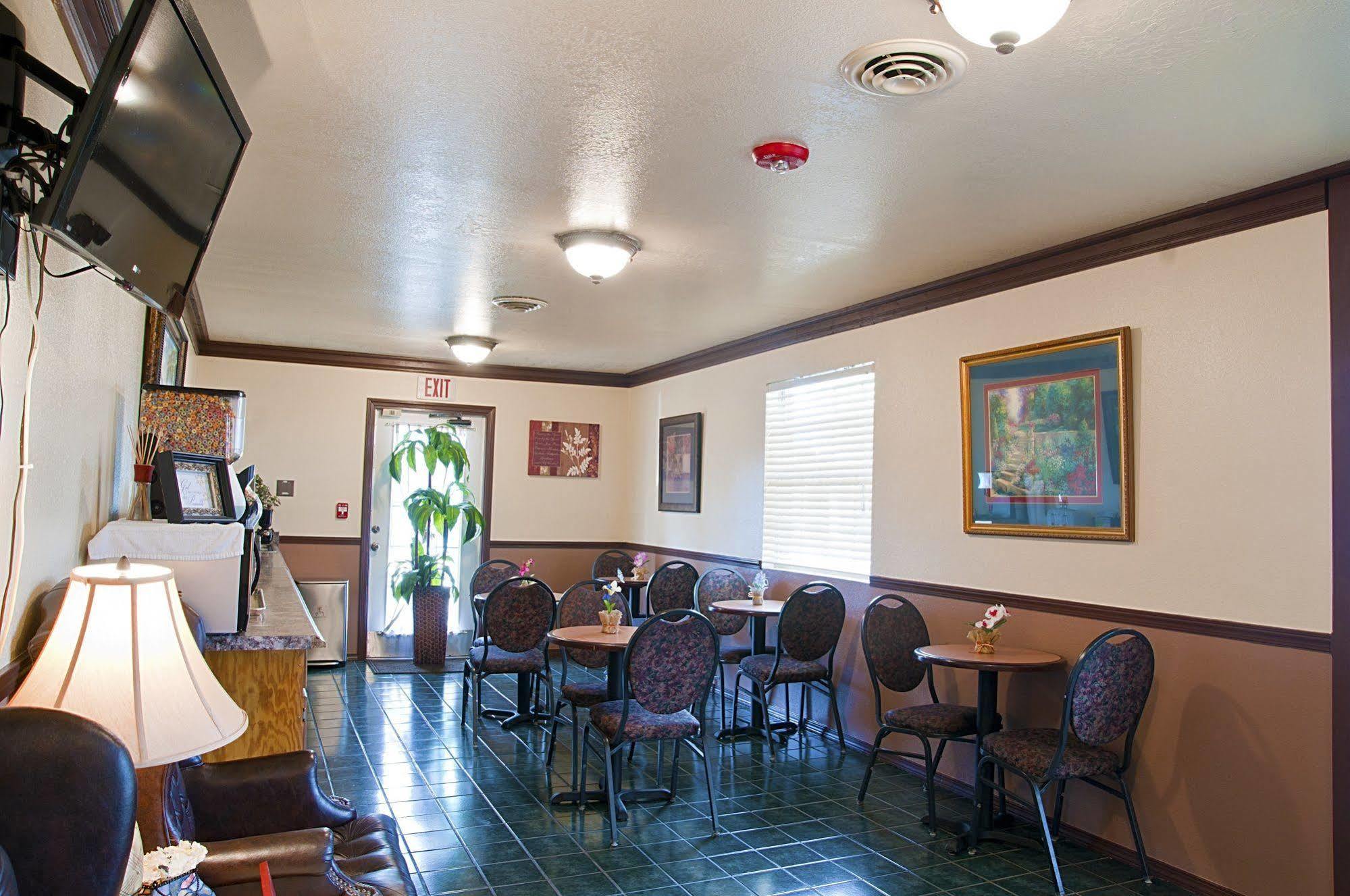 Regency Inn יוריקה ספרינגס מראה חיצוני תמונה